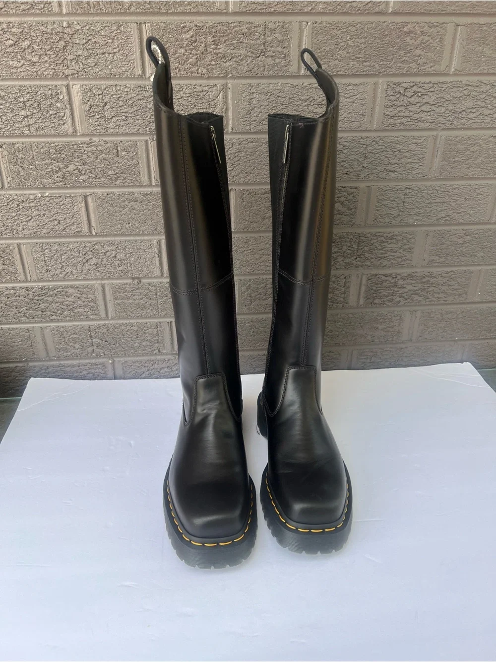 Dr. Martens Amaayah Black Knee high Leather Boots New Sz 8 Women